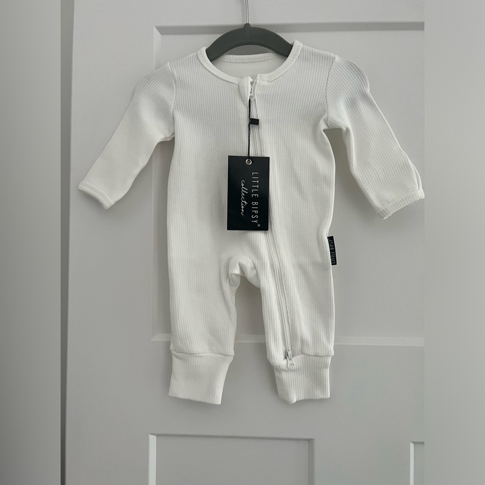 NWT Little Bipsy Onesie - Picture 3 of 5